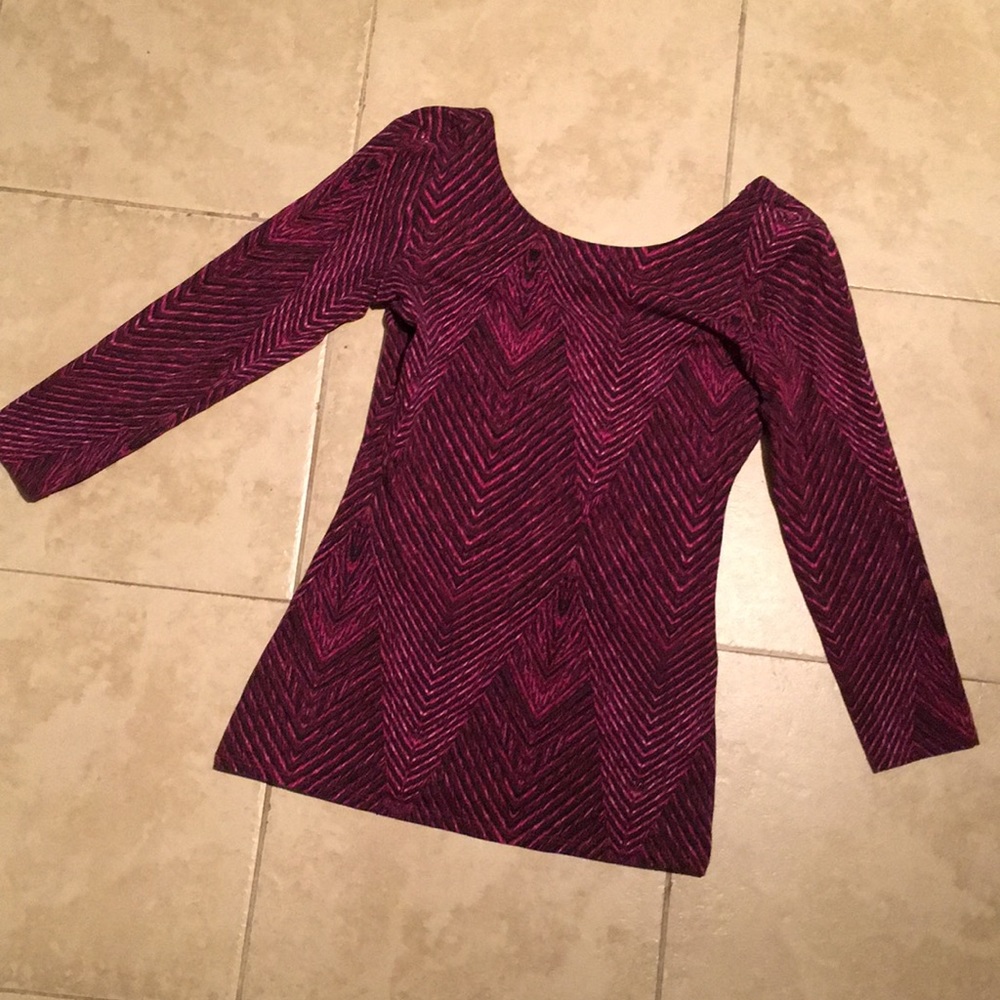 Guess Stretch top